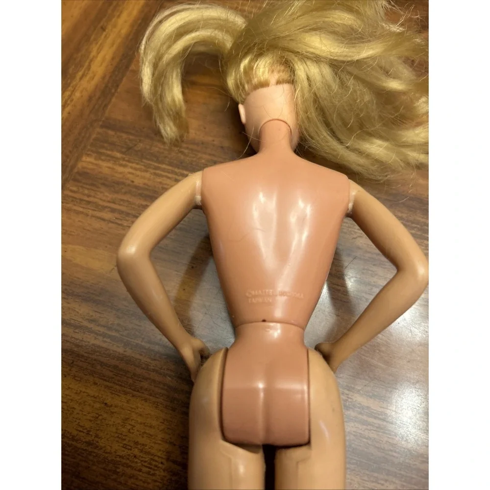 Mattel Vintage 1966 Barbie Dirty Blonde Taiwan‎